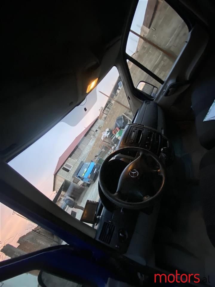 2010' Mercedes-Benz 220 photo #6