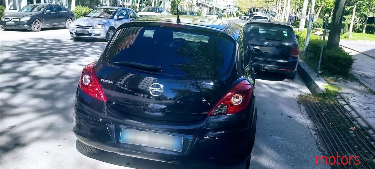 2012' Opel Corsa photo #2