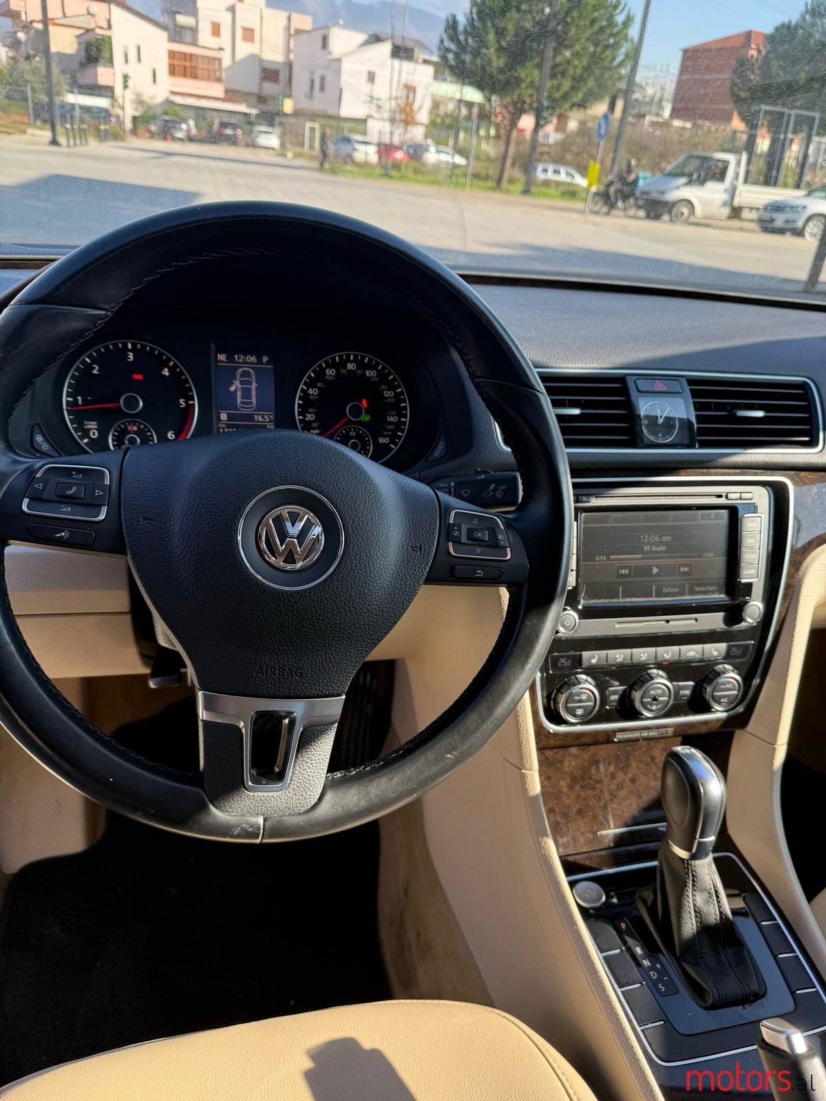2014' Volkswagen Passat photo #4