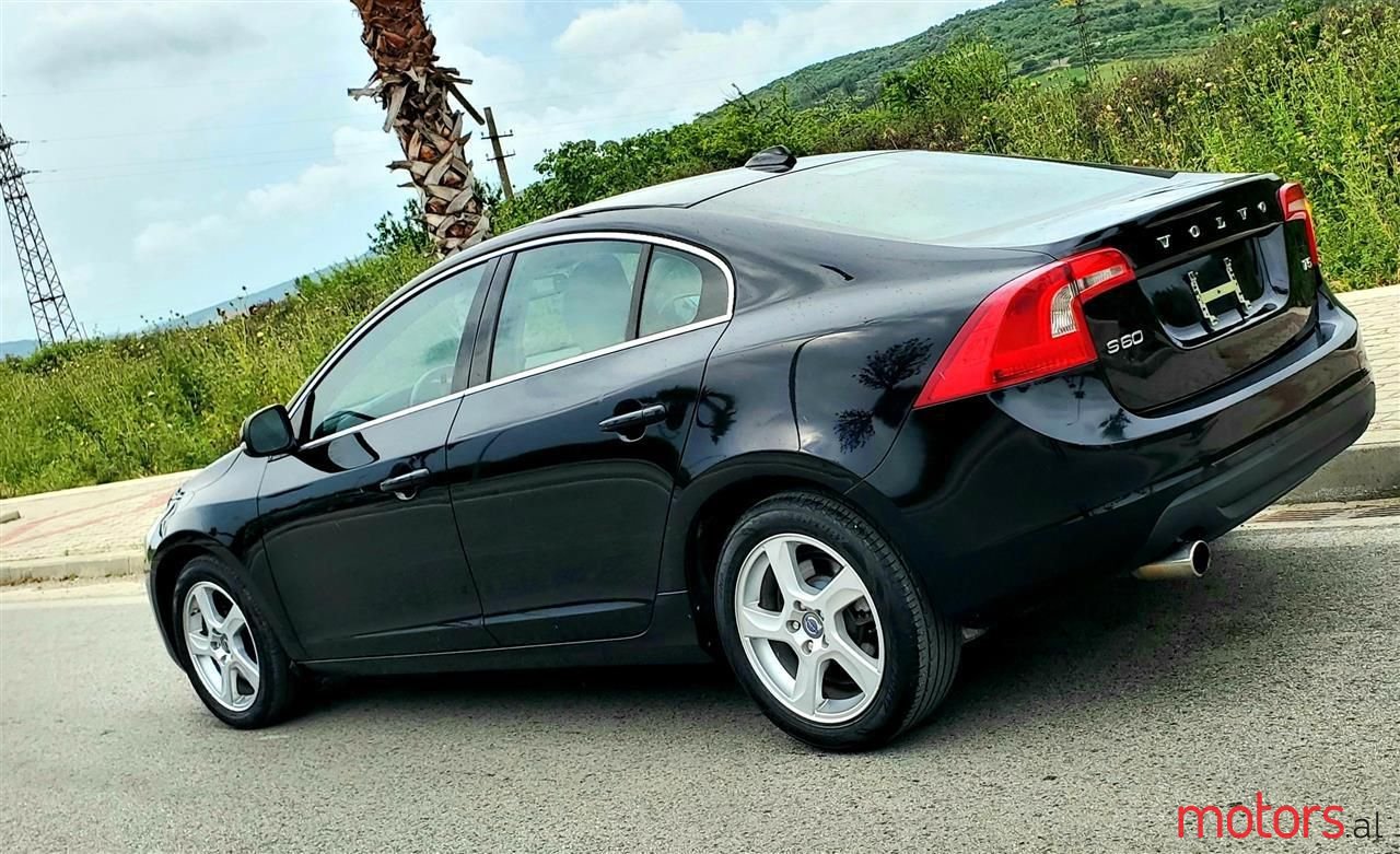 2012' Volvo S60 photo #6