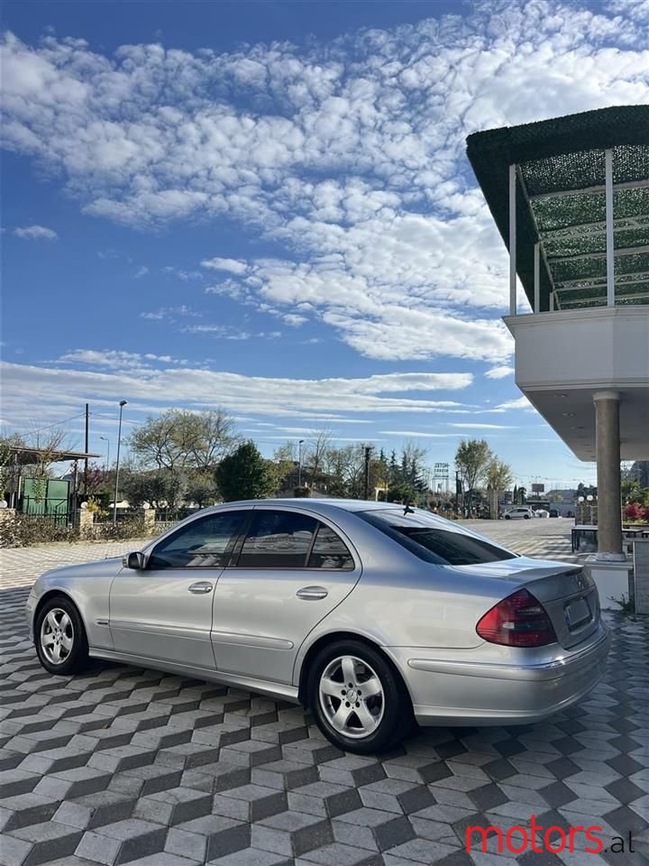 2003' Mercedes-Benz 220 photo #5