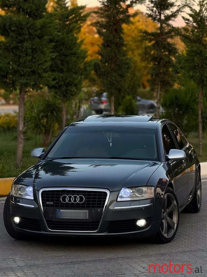 2004' Audi A8 photo #1