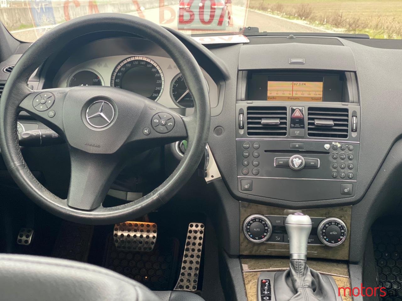 2008' Mercedes-Benz C-Class photo #5