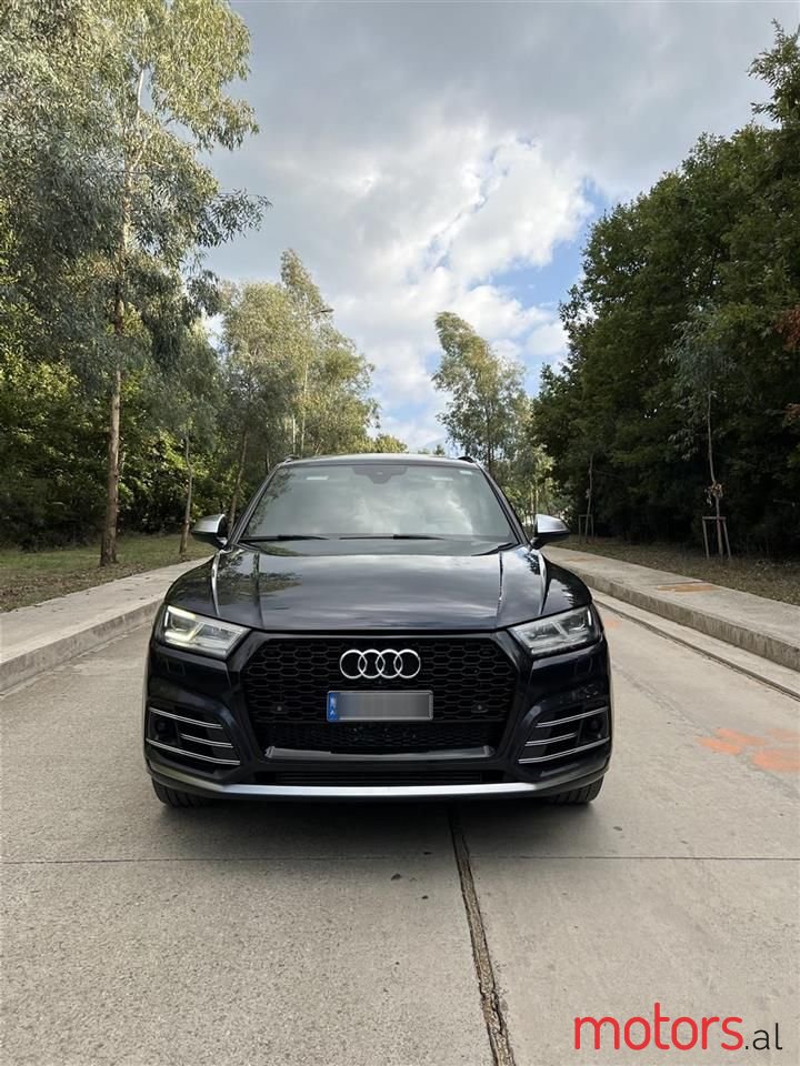 2018' Audi SQ5 photo #5