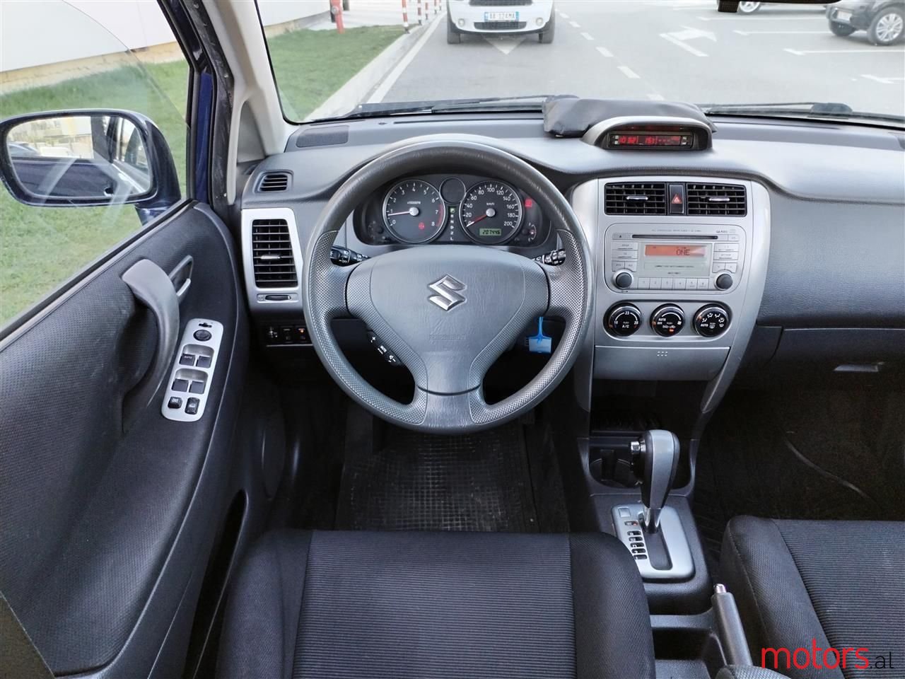 2007' Suzuki Liana photo #3