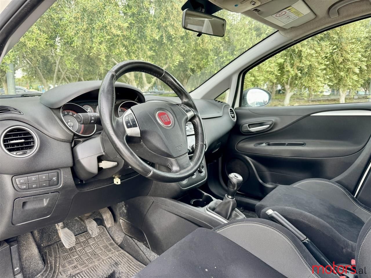 2016' Fiat Punto photo #4