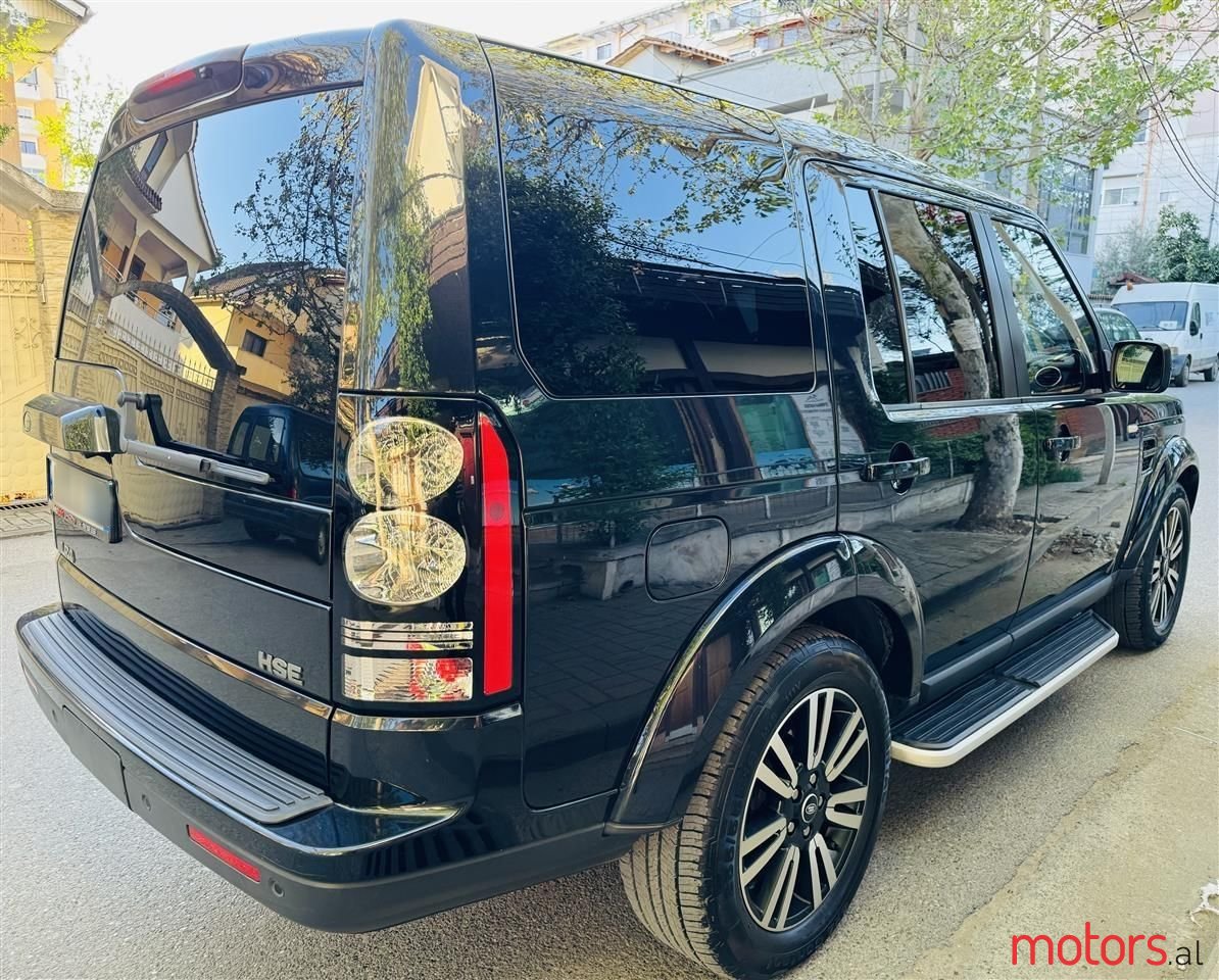 2012' Land Rover Discovery photo #2