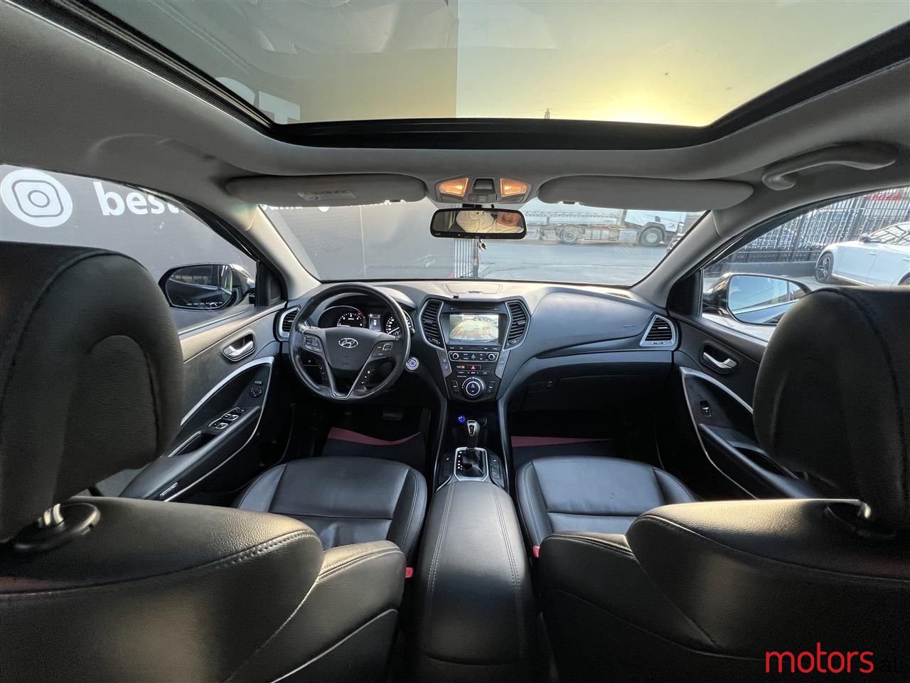 2016' Hyundai Santa Fe photo #6