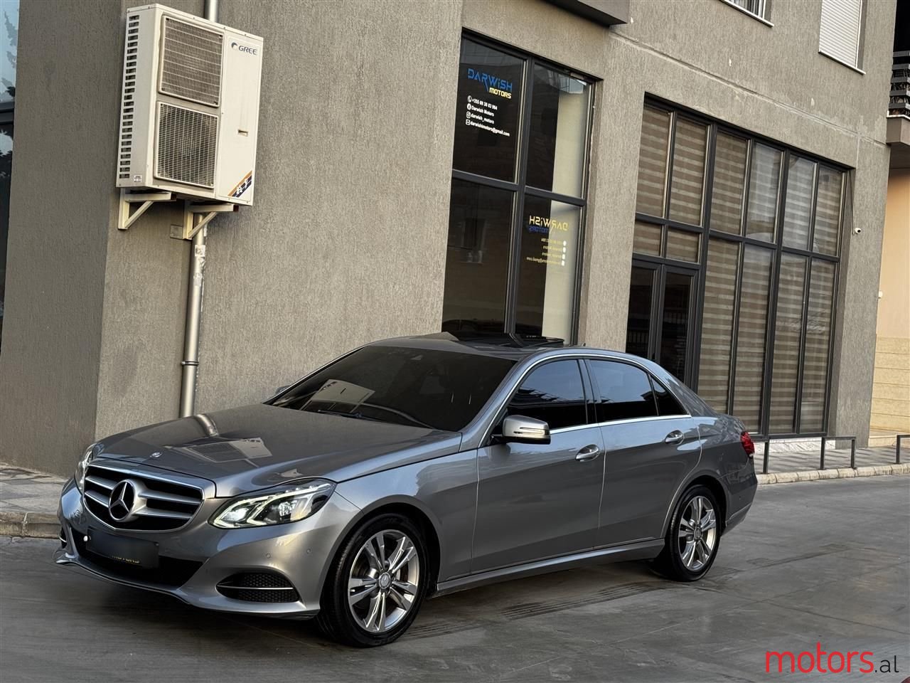 2014' Mercedes-Benz E 220 photo #5