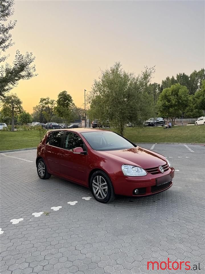 2007' Volkswagen Golf photo #2