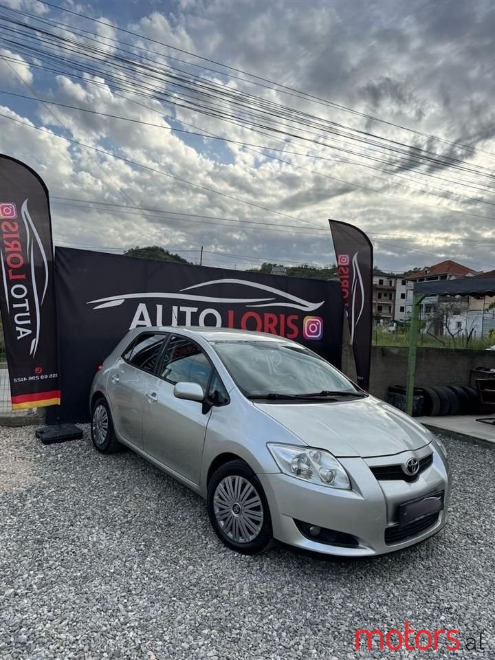 2008' Toyota Auris photo #1