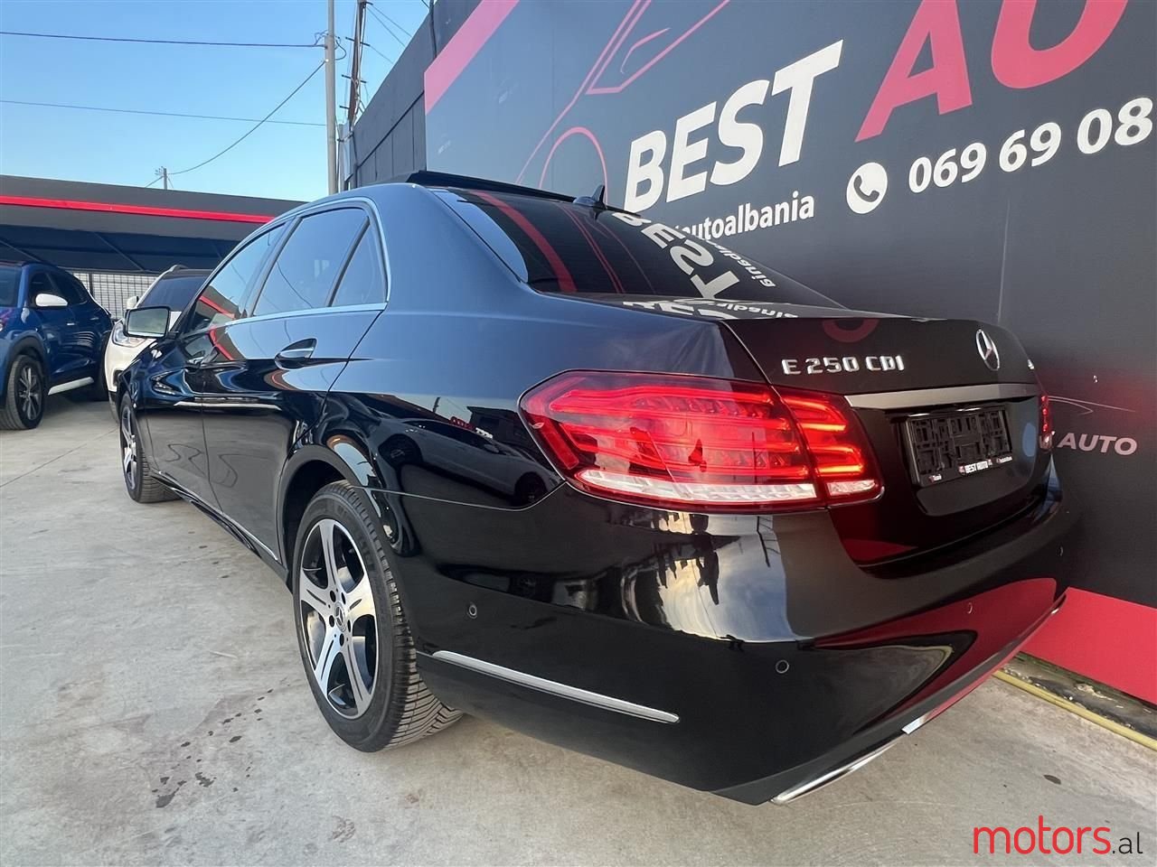 2013' Mercedes-Benz E 250 photo #5