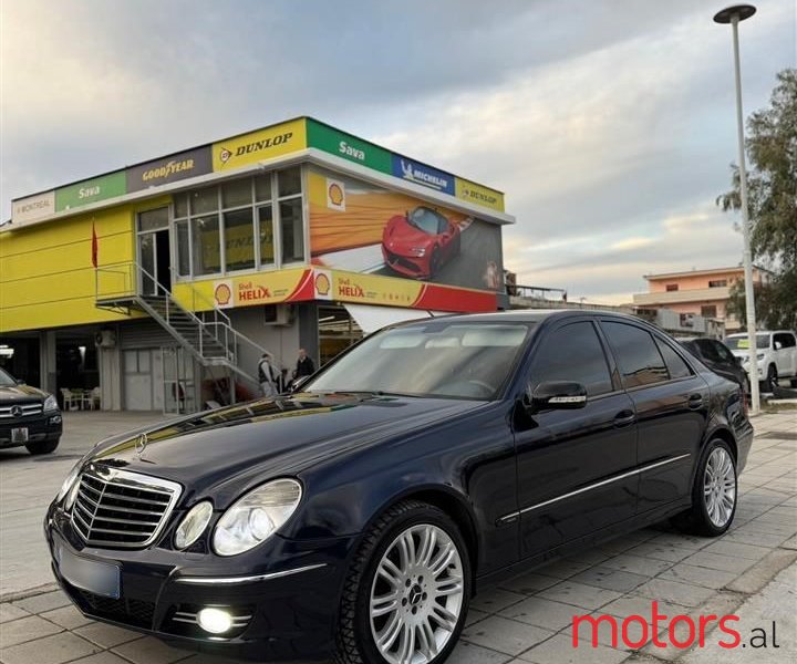 2007' Mercedes-Benz E 300 photo #1