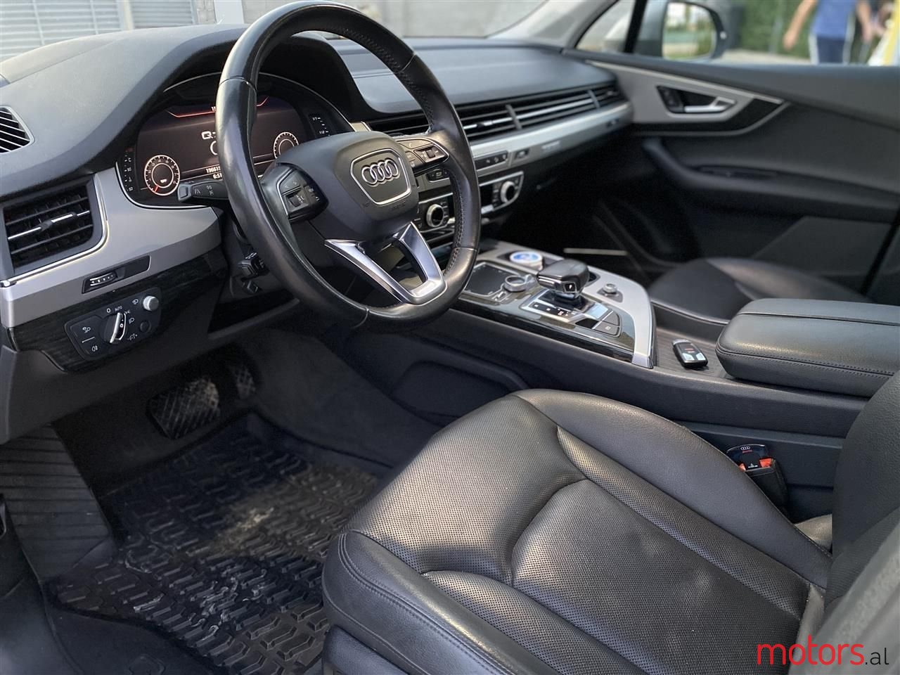 2017' Audi Q7 photo #3