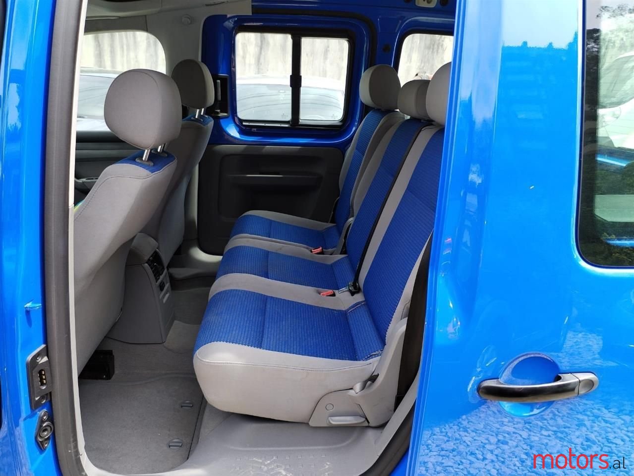 2006' Volkswagen Caddy photo #3