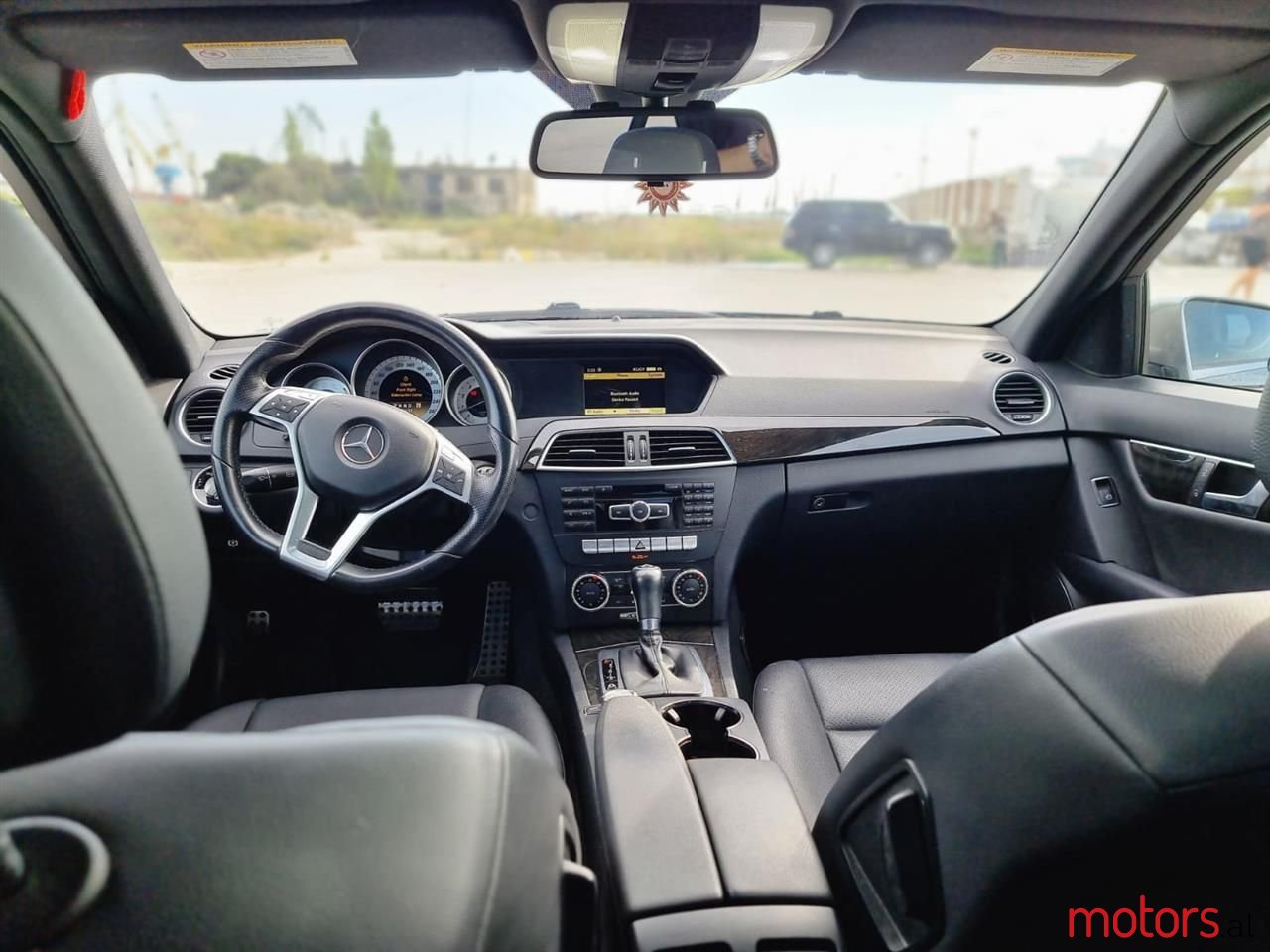 2012' Mercedes-Benz C 250 photo #3