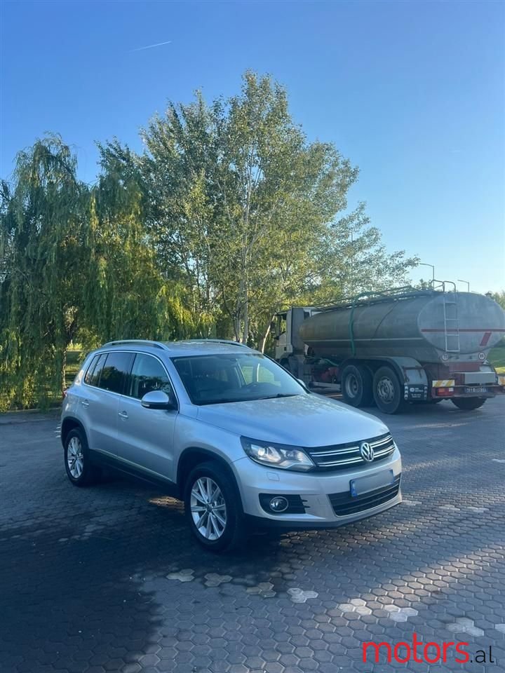 2013' Volkswagen Tiguan photo #1