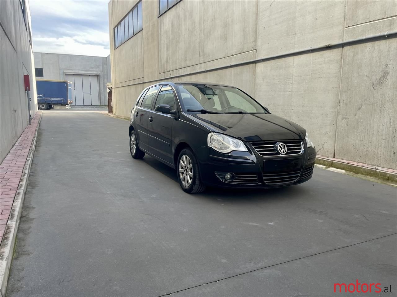 2007' Volkswagen Polo photo #5