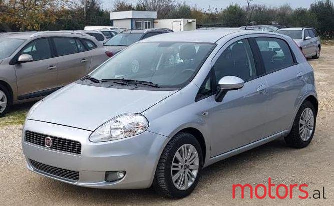 2008' Fiat Grande Punto photo #1