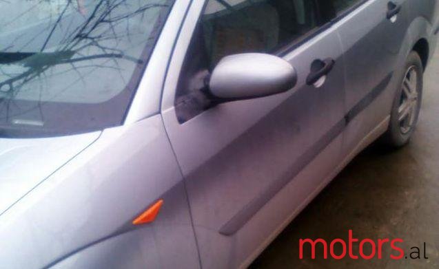 2003' Ford Focus photo #1