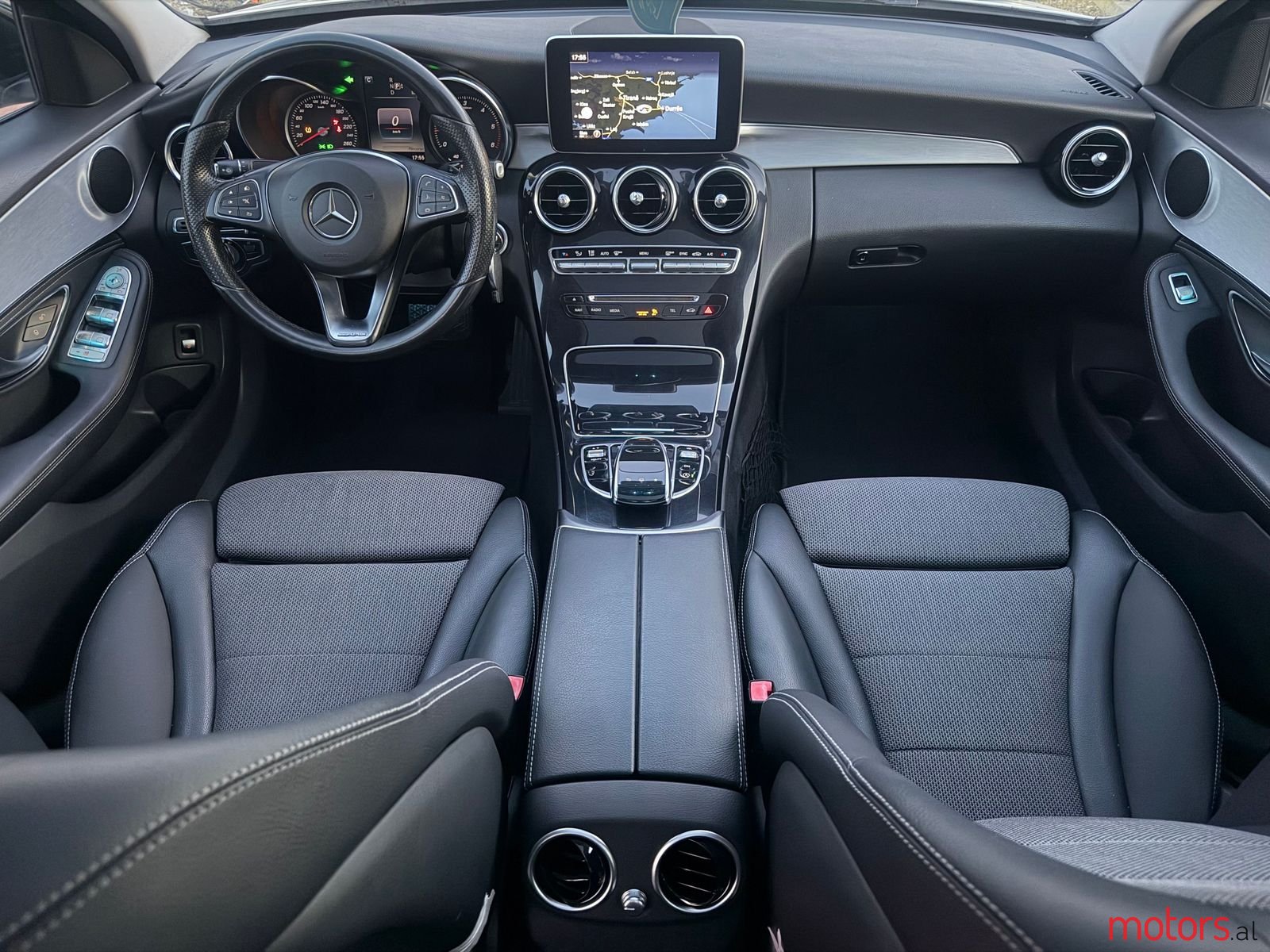 2015' Mercedes-Benz C 220 photo #5