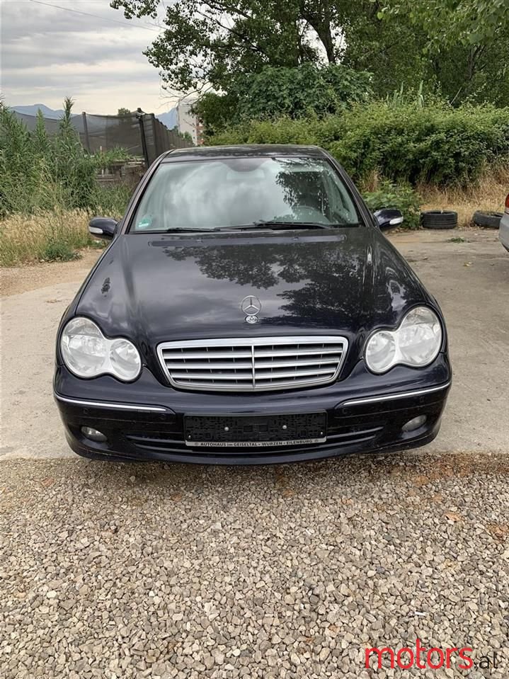 2007' Mercedes-Benz C 220 photo #3