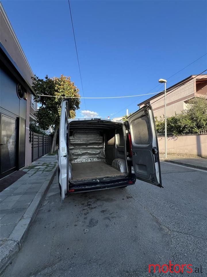 2008' Renault Trafic photo #4