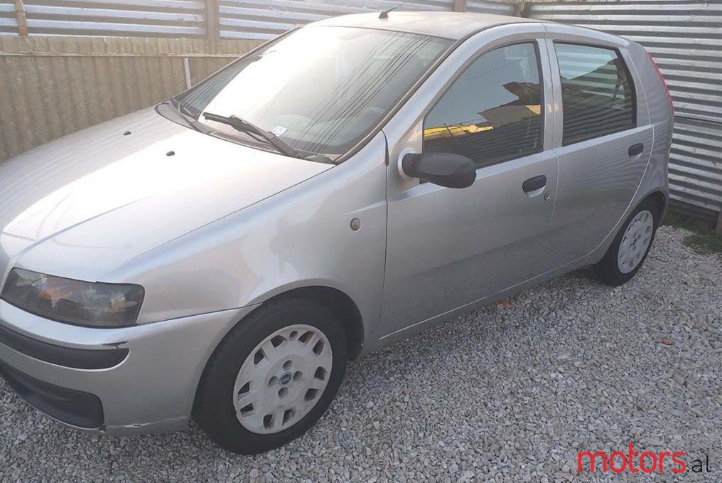 2001' Fiat Punto photo #1