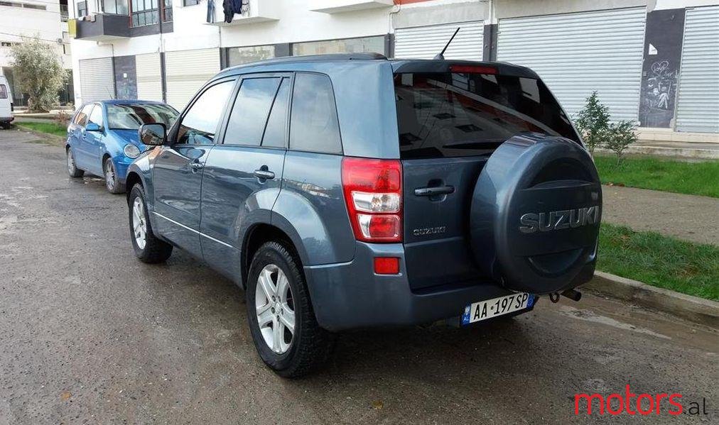 2005' Suzuki Grand Vitara photo #3