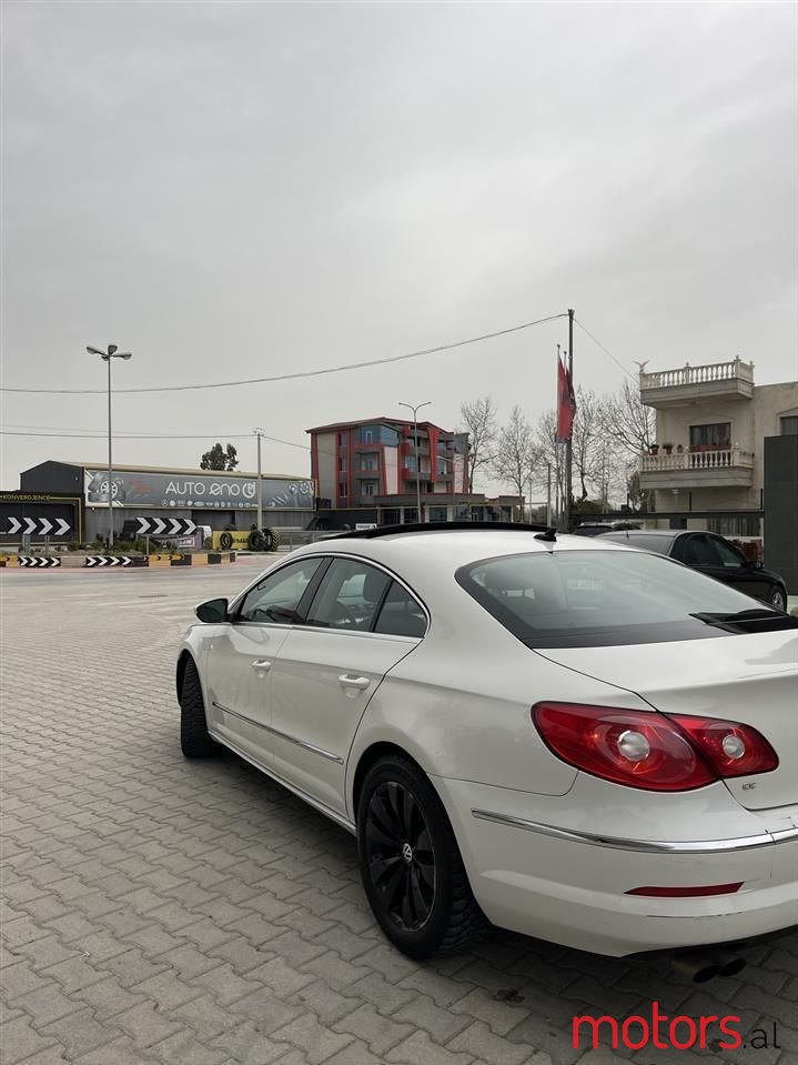 2010' Volkswagen photo #6