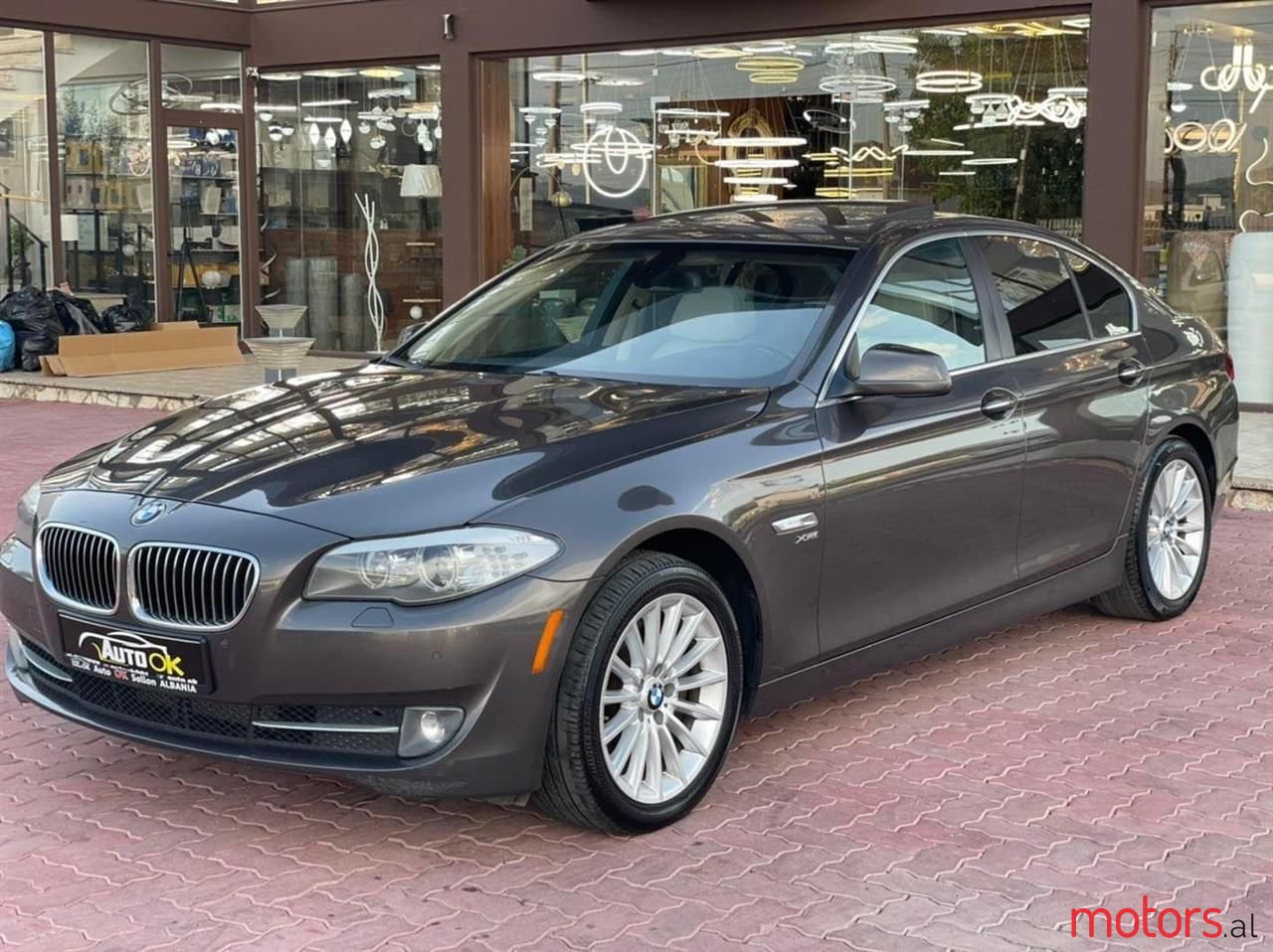 2011' BMW 535 photo #1