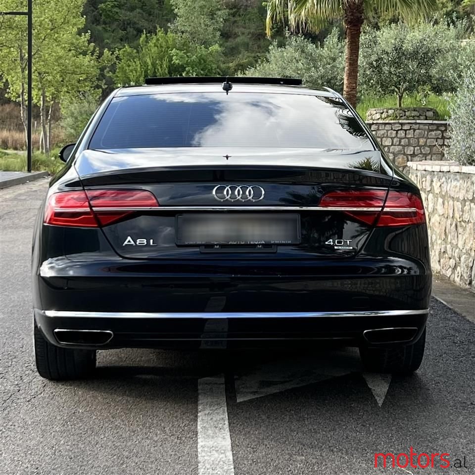 2015' Audi A8 photo #3