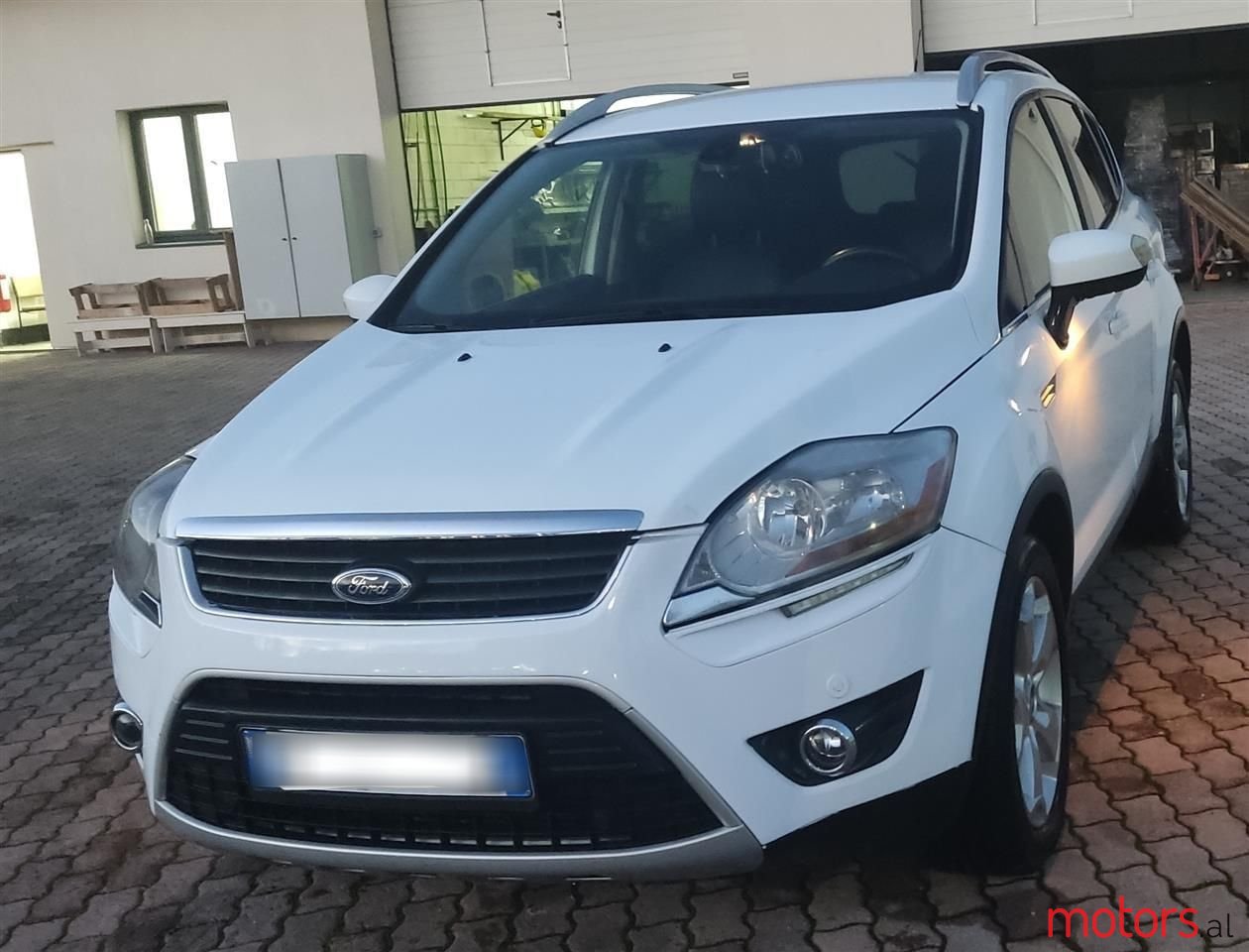 2011' Ford Kuga photo #4