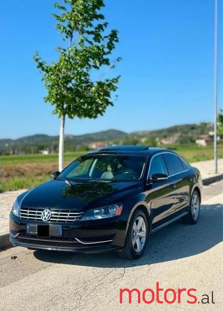 2014' Volkswagen Passat photo #1