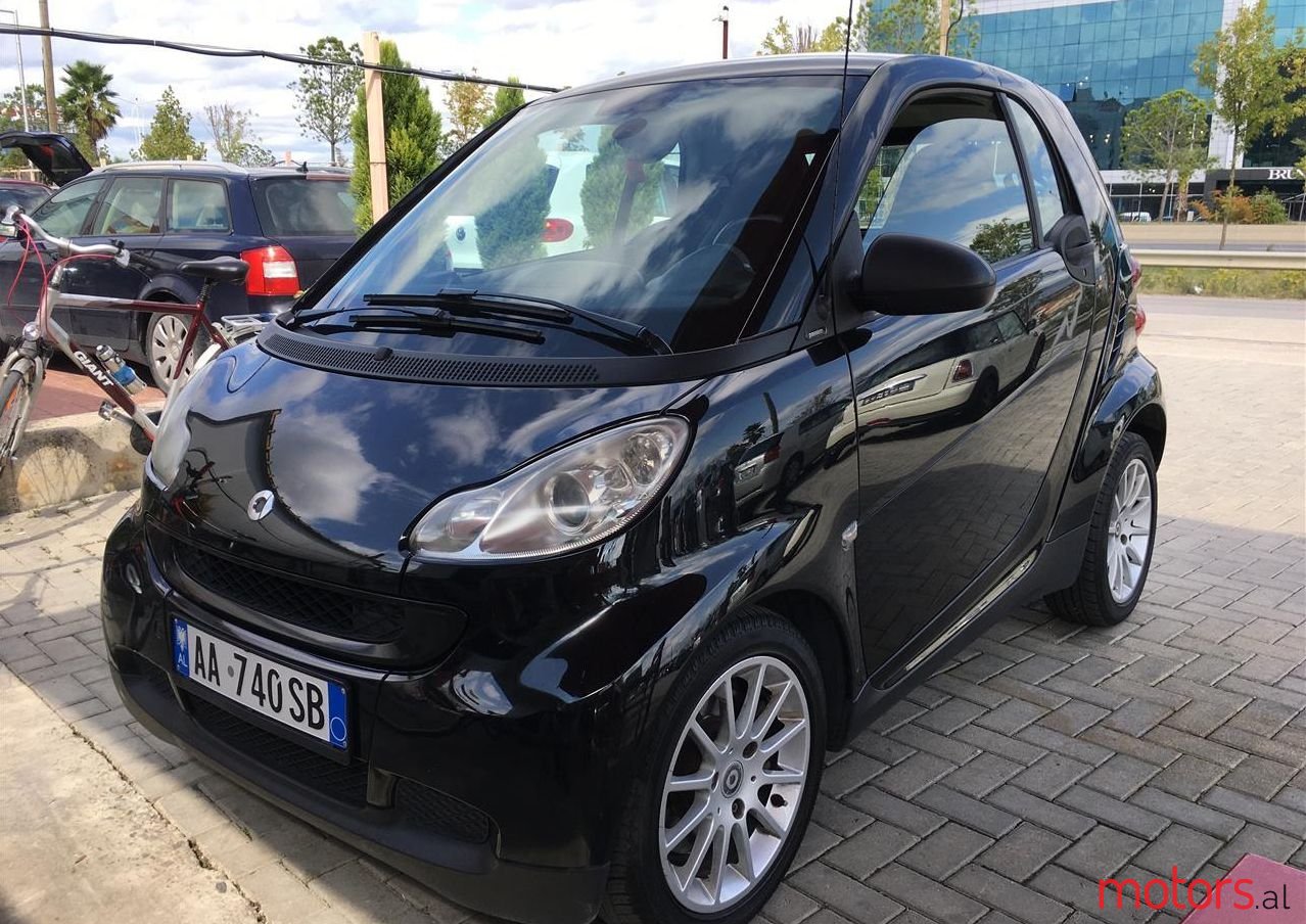 2008' Smart Fortwo photo #1