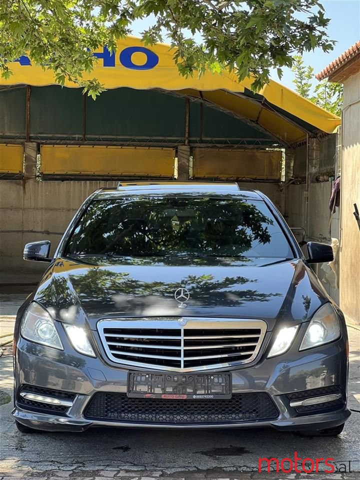 2012' Mercedes-Benz E 350 photo #4