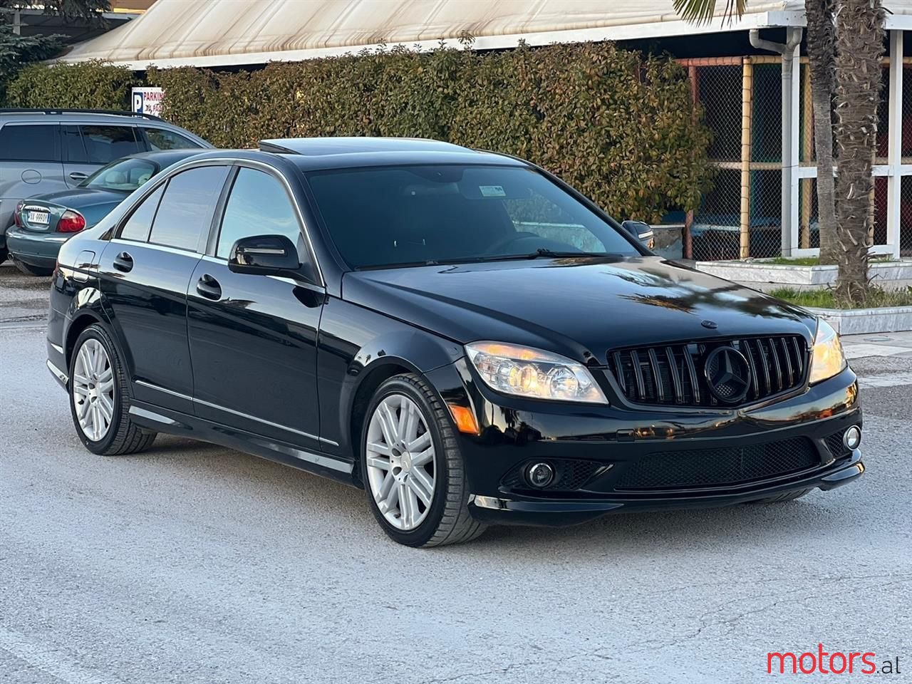 2009' Mercedes-Benz C 300 photo #1