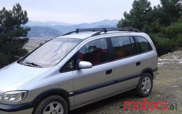 2002' Opel Zafira photo #2