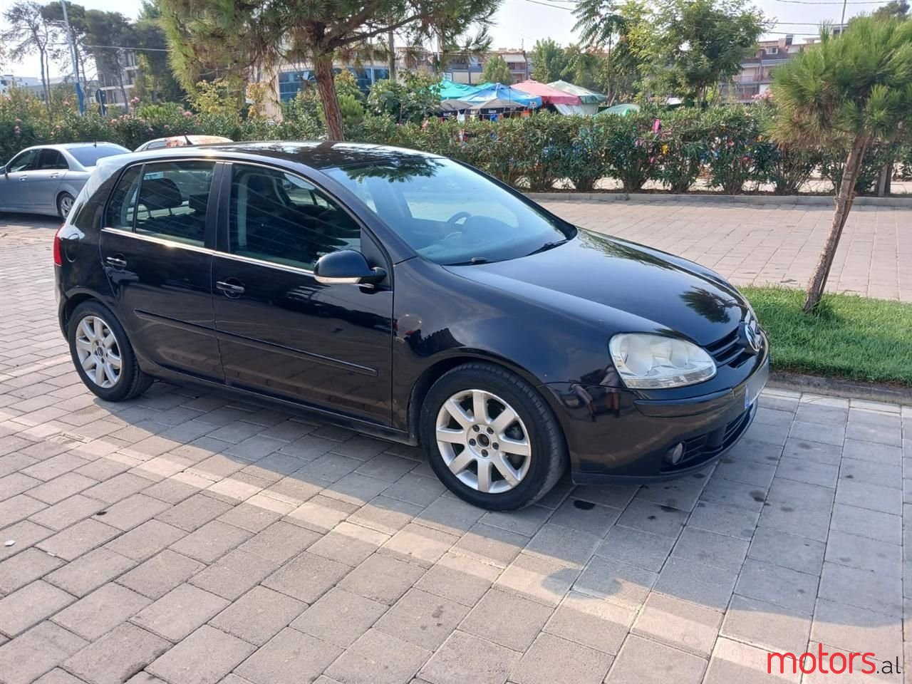 2006' Volkswagen Golf photo #1