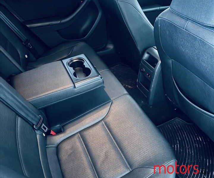 2011' Volkswagen Jetta photo #4