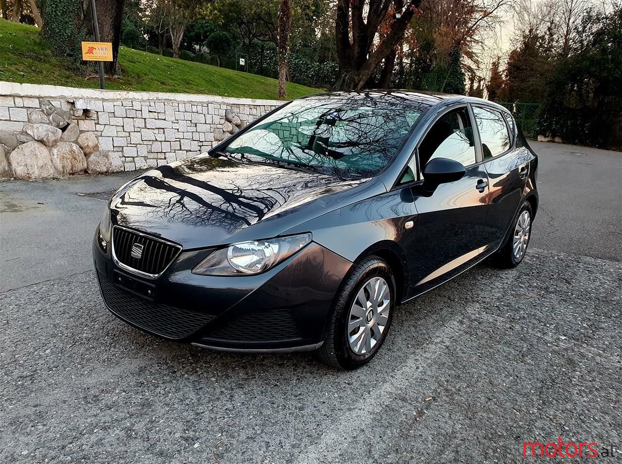 2012' SEAT Ibiza photo #1