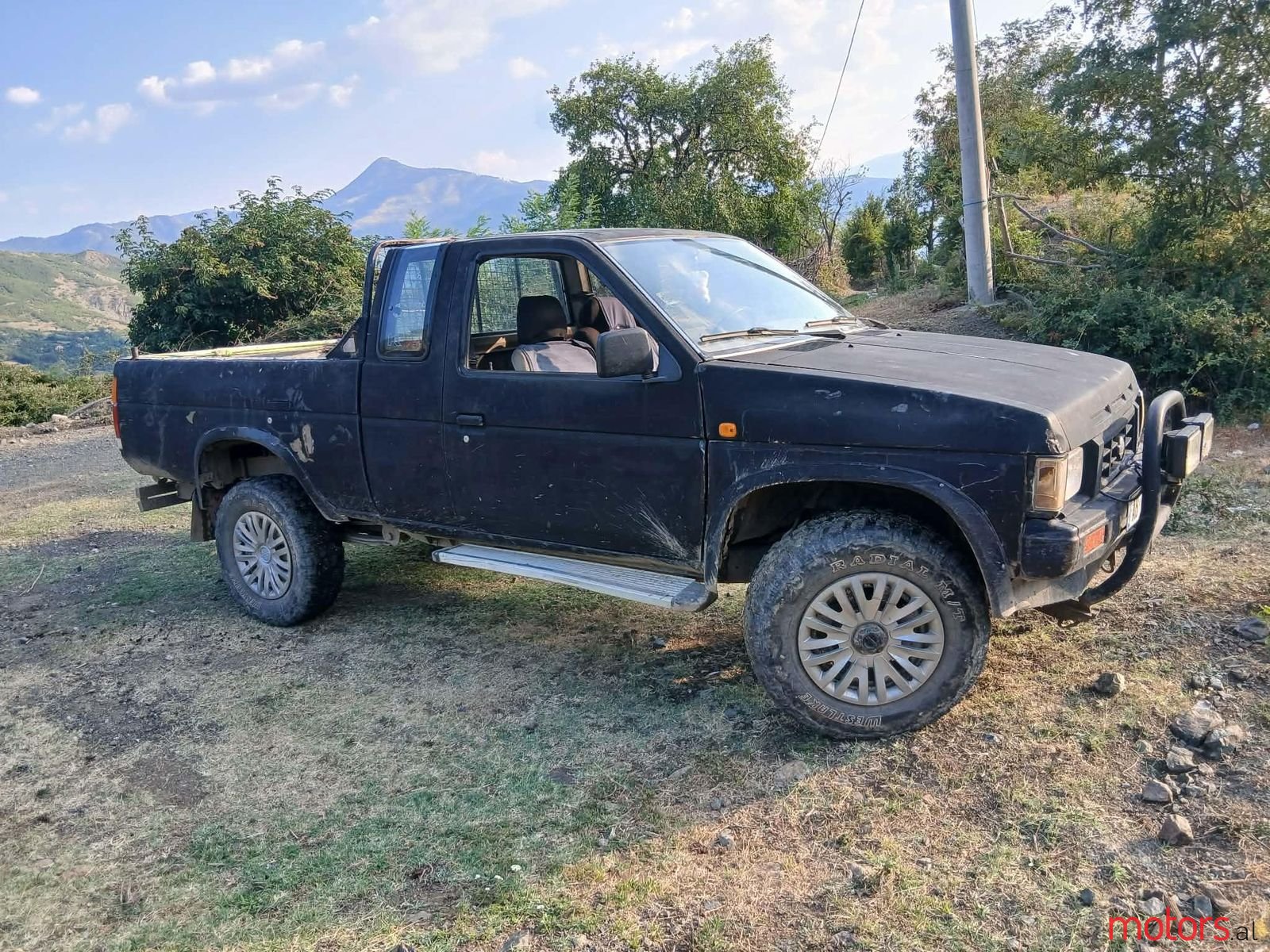 1994' Nissan King Cab photo #3