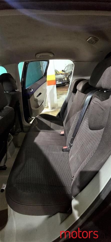 2010' Peugeot 308 photo #4