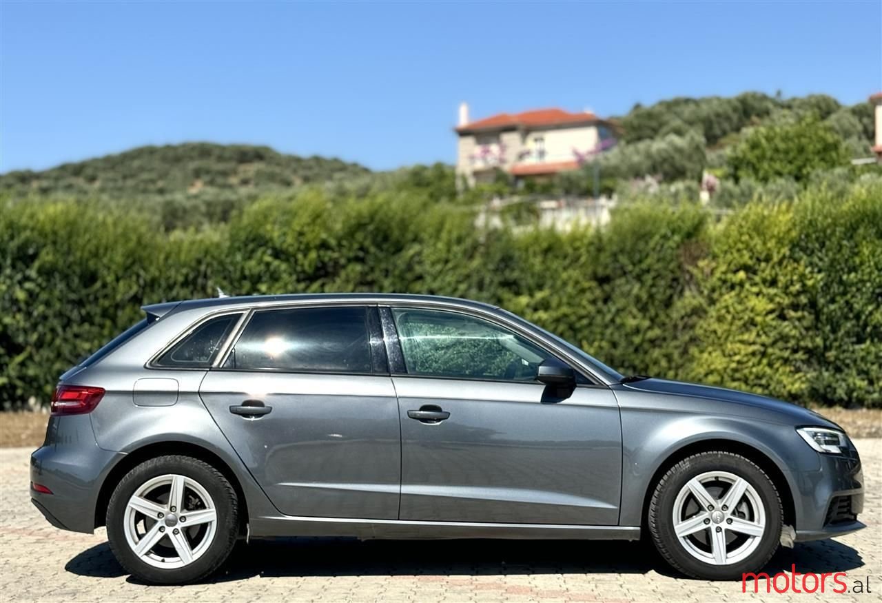 2018' Audi A3 photo #5