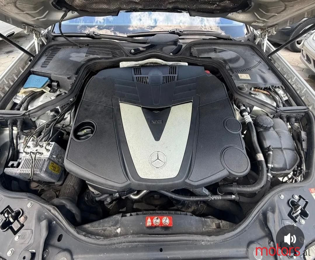 2005' Mercedes-Benz E 280 photo #3