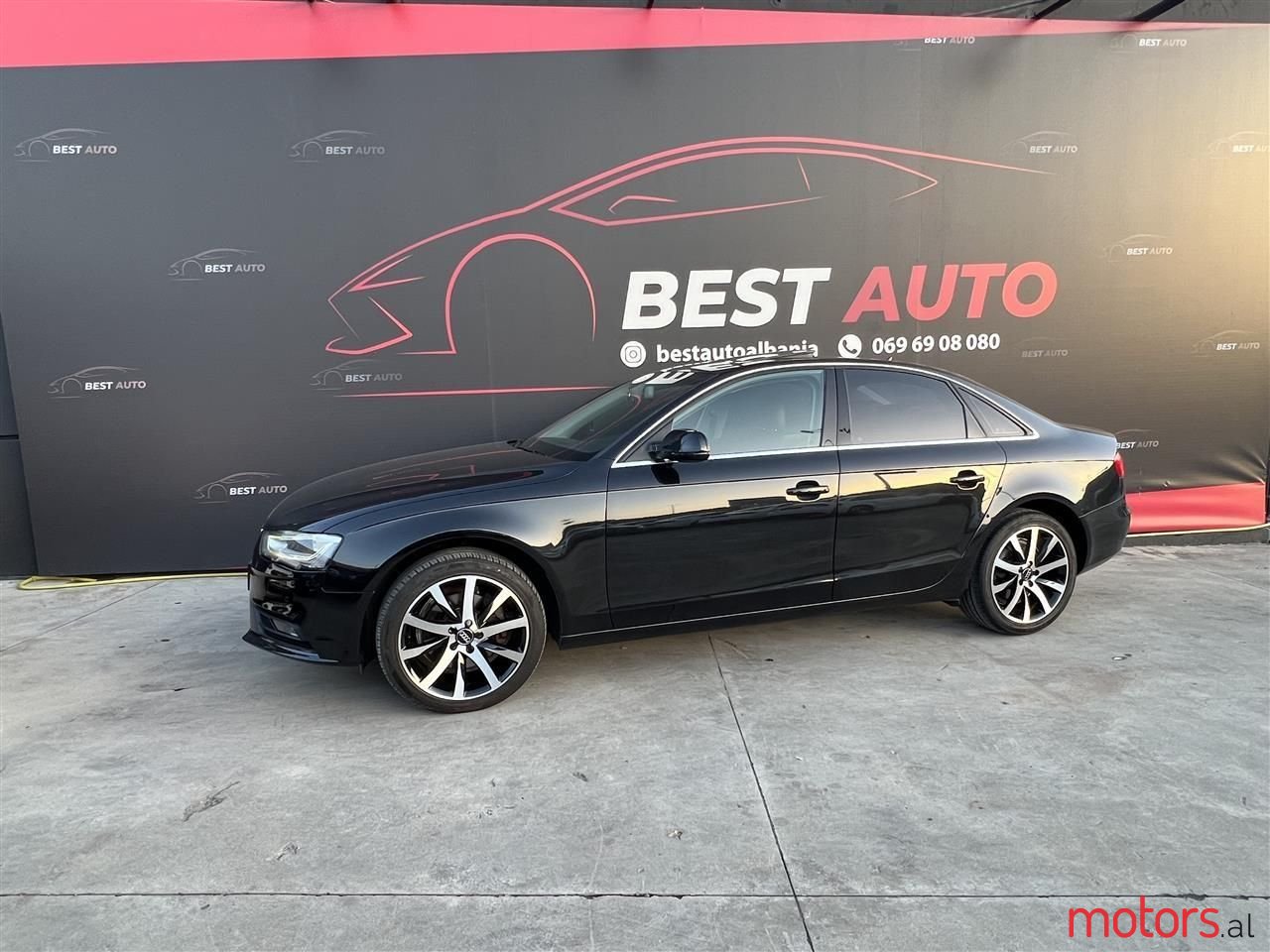 2013' Audi A4 photo #1