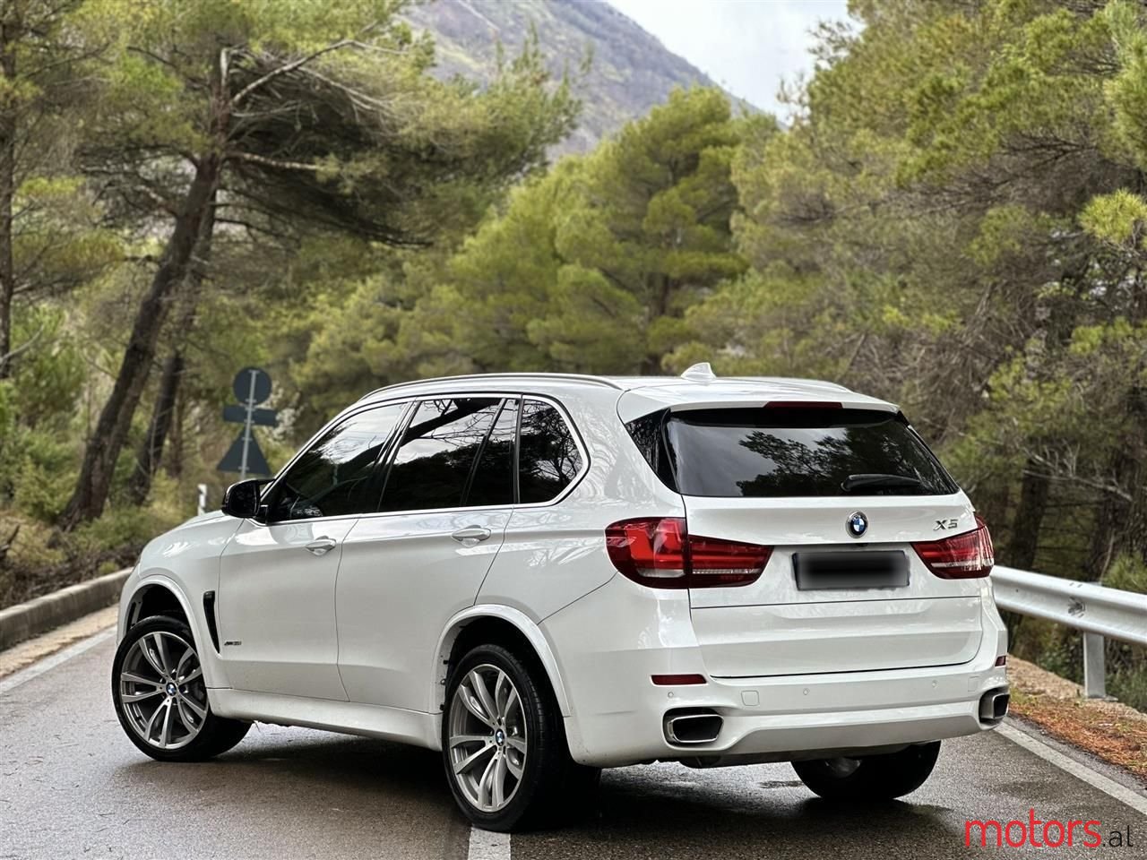 2017' BMW X5 photo #2