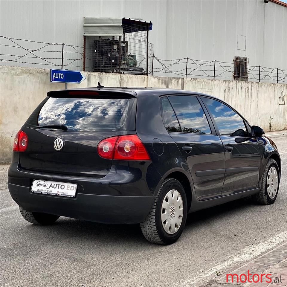 2006' Volkswagen Golf photo #4