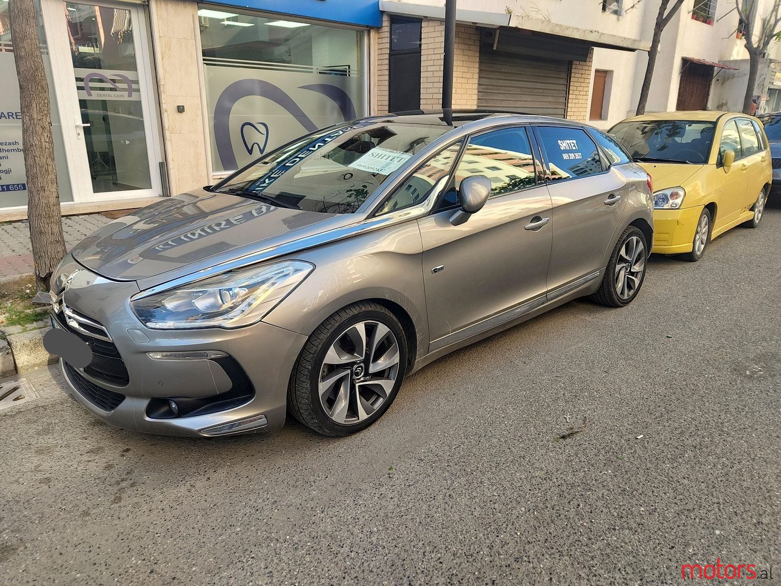 2012' Citroen DS5 photo #1