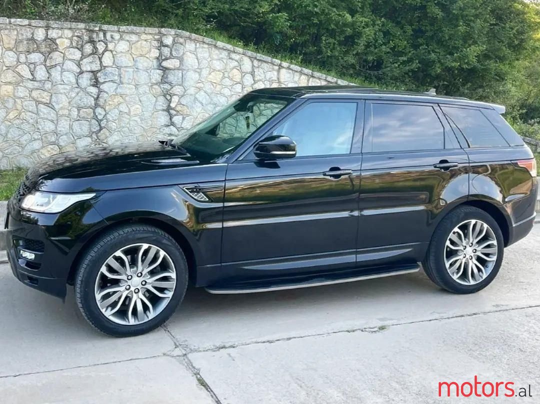 2016' Land Rover Range Rover Sport photo #1